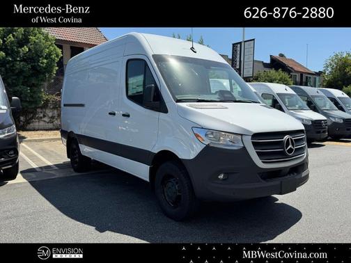 2025 Mercedes-Benz Sprinter 3500 144 WB Standard Roof Cargo