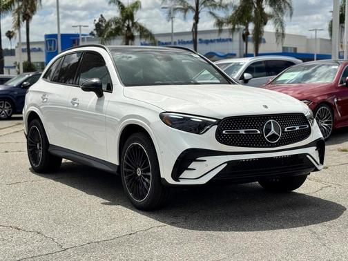 2025 Mercedes-Benz GLC 300 Base