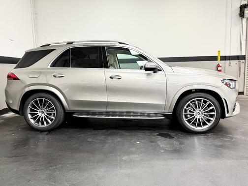 Mojave Silver Metallic 2023 Mercedes-Benz GLE 450 4MATIC