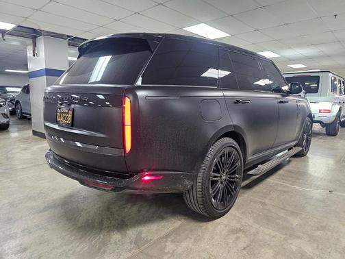 2024 Land Rover Range Rover AUTOBIOGRAPHY