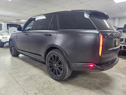 2024 Land Rover Range Rover AUTOBIOGRAPHY