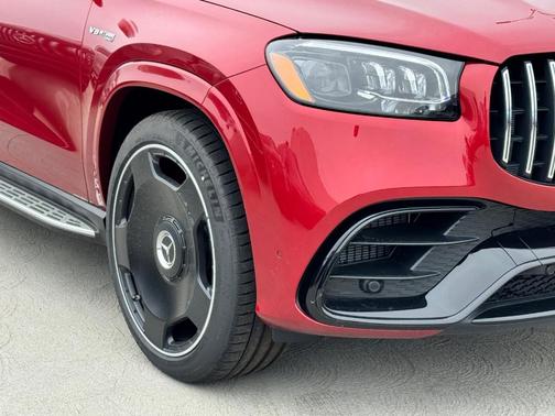 2025 Mercedes-Benz AMG GLS 63 Base