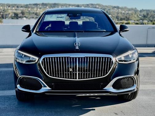 Obsidian Black 2026 Mercedes-Benz Maybach S 580 4MATIC