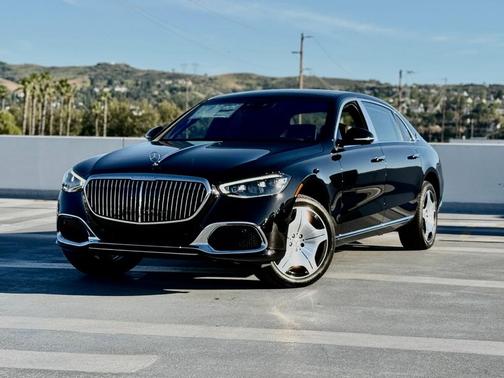 Obsidian Black 2026 Mercedes-Benz Maybach S 580 4MATIC