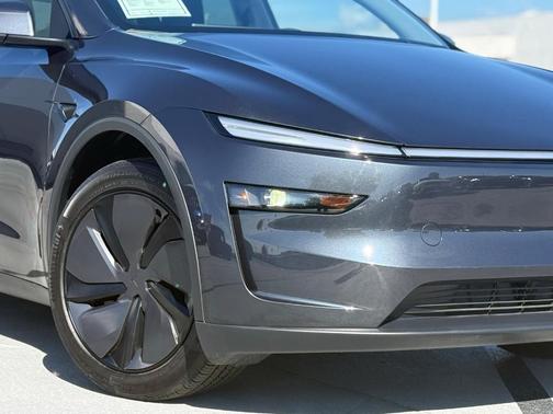 2026 Tesla Model Y Long Range