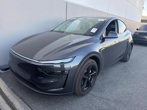 2026 Tesla Model Y Long Range