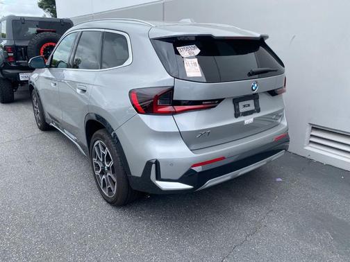 Space Silver 2025 BMW X1 xDrive28i