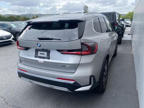 Space Silver 2025 BMW X1 xDrive28i