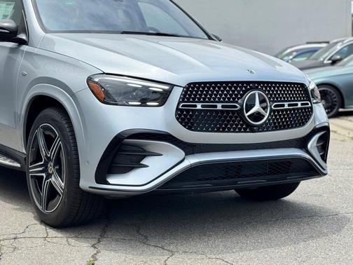 2025 Mercedes-Benz GLE 450e 4MATIC