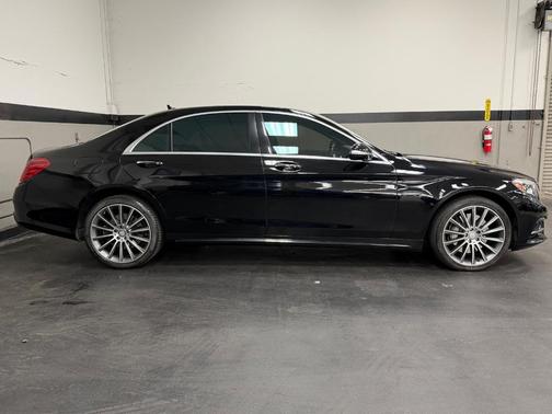 2015 Mercedes-Benz S-Class S 550