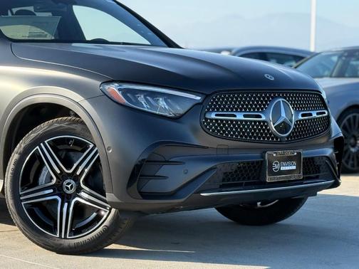 2026 Mercedes-Benz GLC 300 Base