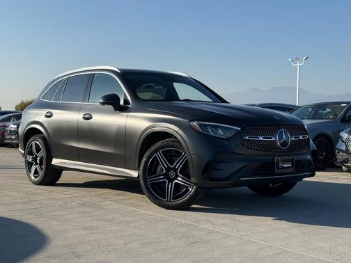 2026 Mercedes-Benz GLC 300 Base