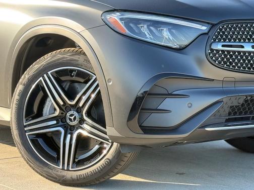 2026 Mercedes-Benz GLC 300 Base