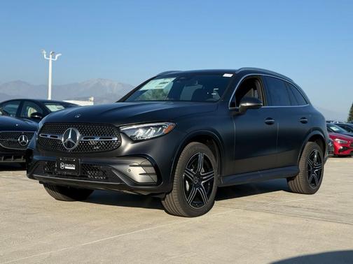 2026 Mercedes-Benz GLC 300 Base