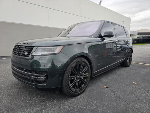 2023 Land Rover Range Rover P530 SE