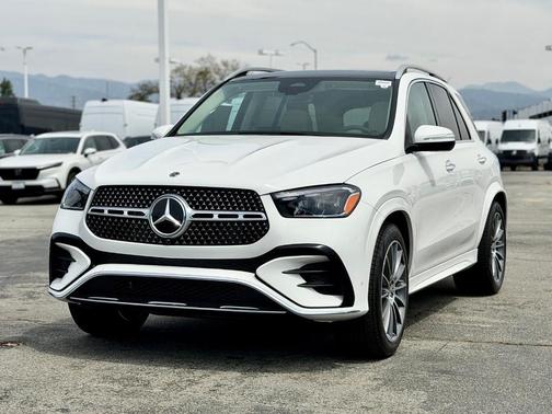 Polar White 2026 Mercedes-Benz GLE 450 4MATIC