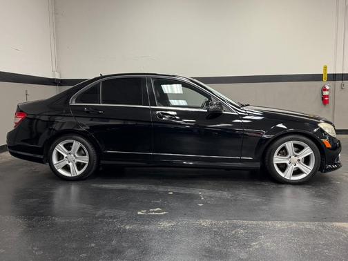 2010 Mercedes-Benz C-Class C300