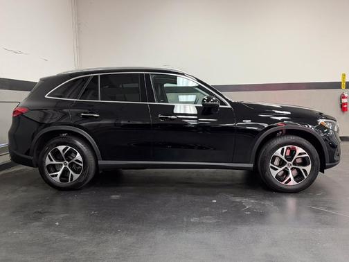 Polar White 2025 Mercedes-Benz GLC 350e Base 4MATIC