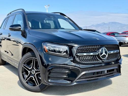 Black 2026 Mercedes-Benz GLB 250 Base