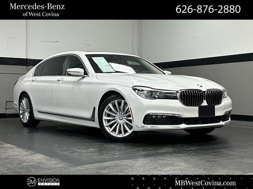 2018 BMW 740 i