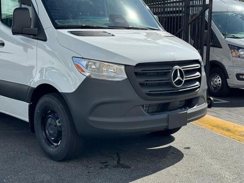 2026 Mercedes-Benz Sprinter 2500 High Roof