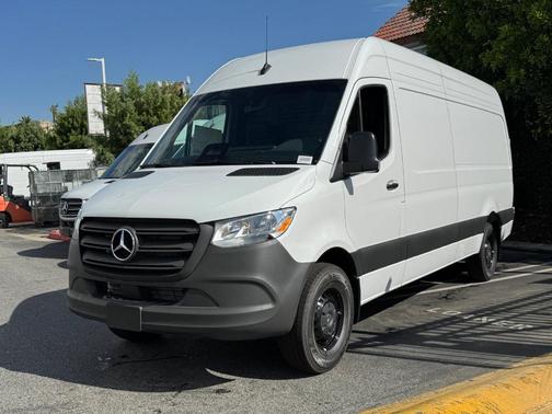 2026 Mercedes-Benz Sprinter 2500 170 WB