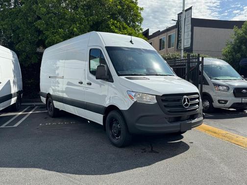 2026 Mercedes-Benz Sprinter 2500 170 WB