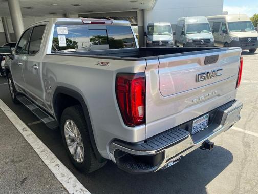 Quicksilver Metallic 2021 GMC Sierra 1500 SLT