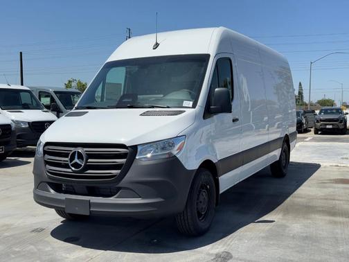 2026 Mercedes-Benz Sprinter 2500 High Roof