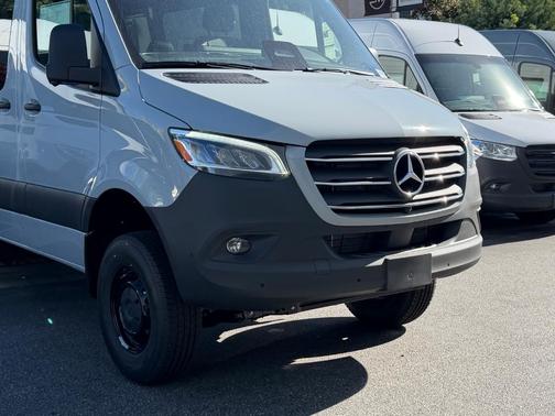 2026 Mercedes-Benz Sprinter 2500 High Roof