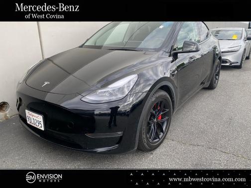 Black 2022 Tesla Model Y Performance