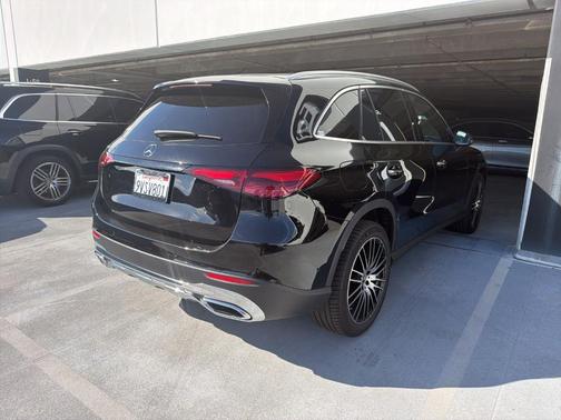 2026 Mercedes-Benz GLC 300 Base