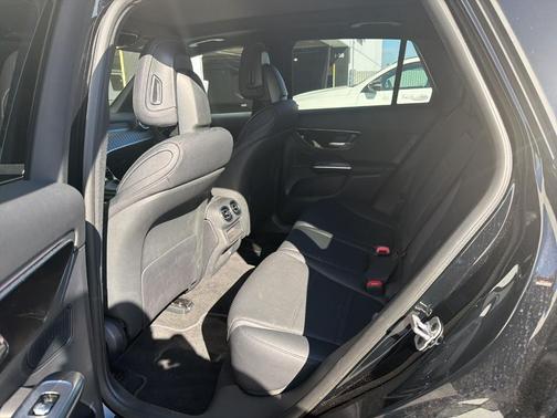 2026 Mercedes-Benz GLC 300 Base