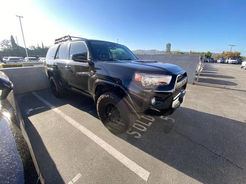 Midnight Black Metallic 2019 Toyota 4Runner TRD Pro