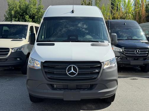 2026 Mercedes-Benz Sprinter 2500 170 WB