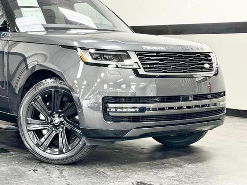 Carpathian Grey 2023 Land Rover Range Rover P400 SE