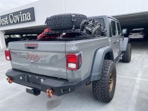 Sting Gray Clearcoat 2021 Jeep Gladiator Mojave