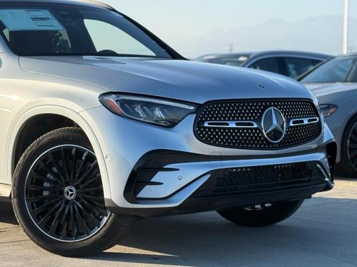 2026 Mercedes-Benz GLC 300 Base