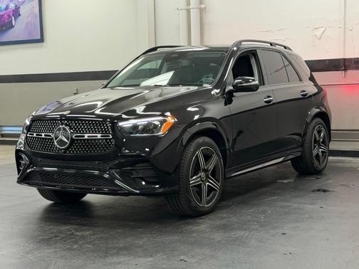 Obsidian Black Metallic 2026 Mercedes-Benz GLE 450 4MATIC