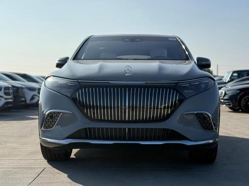 2025 Mercedes-Benz Maybach EQS 680 Base 4MATIC 4MATIC