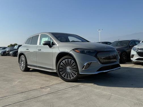 2025 Mercedes-Benz Maybach EQS 680 Base 4MATIC 4MATIC