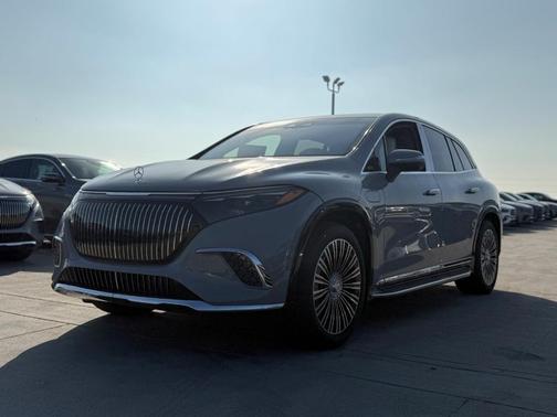 2025 Mercedes-Benz Maybach EQS 680 Base 4MATIC 4MATIC