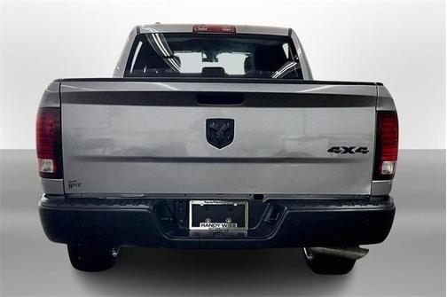 2024 RAM 1500 Classic Warlock Crew Cab 4x4 5'7' Box