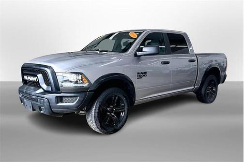 2024 RAM 1500 Classic Warlock Crew Cab 4x4 5'7' Box
