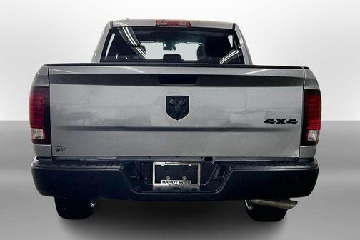 2024 RAM 1500 Classic Warlock Crew Cab 4x4 5'7' Box