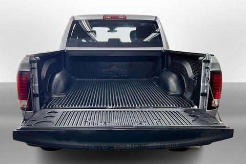 2024 RAM 1500 Classic Warlock Crew Cab 4x4 5'7' Box