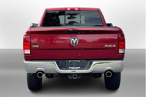 Deep Cherry Red Crystal Pearlcoat 2013 RAM 1500 SLT