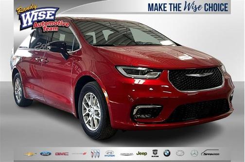 Red Hot Pearlcoat 2026 Chrysler Pacifica L