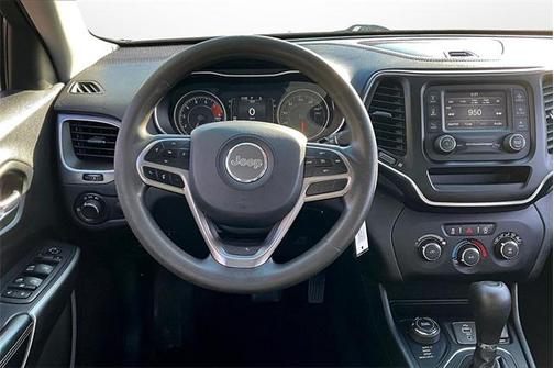 2019 Jeep Cherokee Sport
