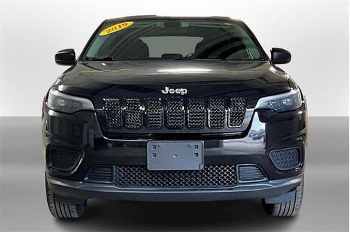 2019 Jeep Cherokee Sport